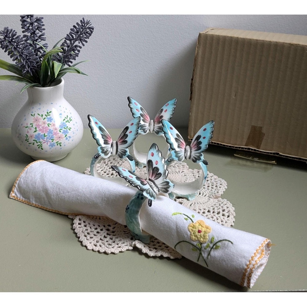 Vintage‎ Japanese Butterfly Napkin Rings Set of 4 With Original Box